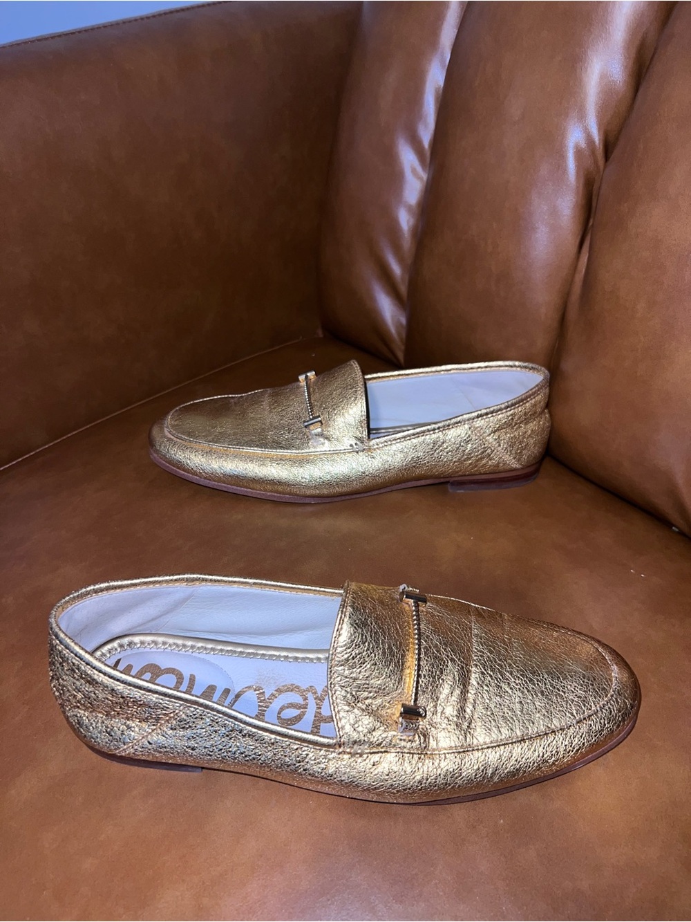 Sam Edelman gold Loraine loafers feature a classic bit hardware detail size 9.5